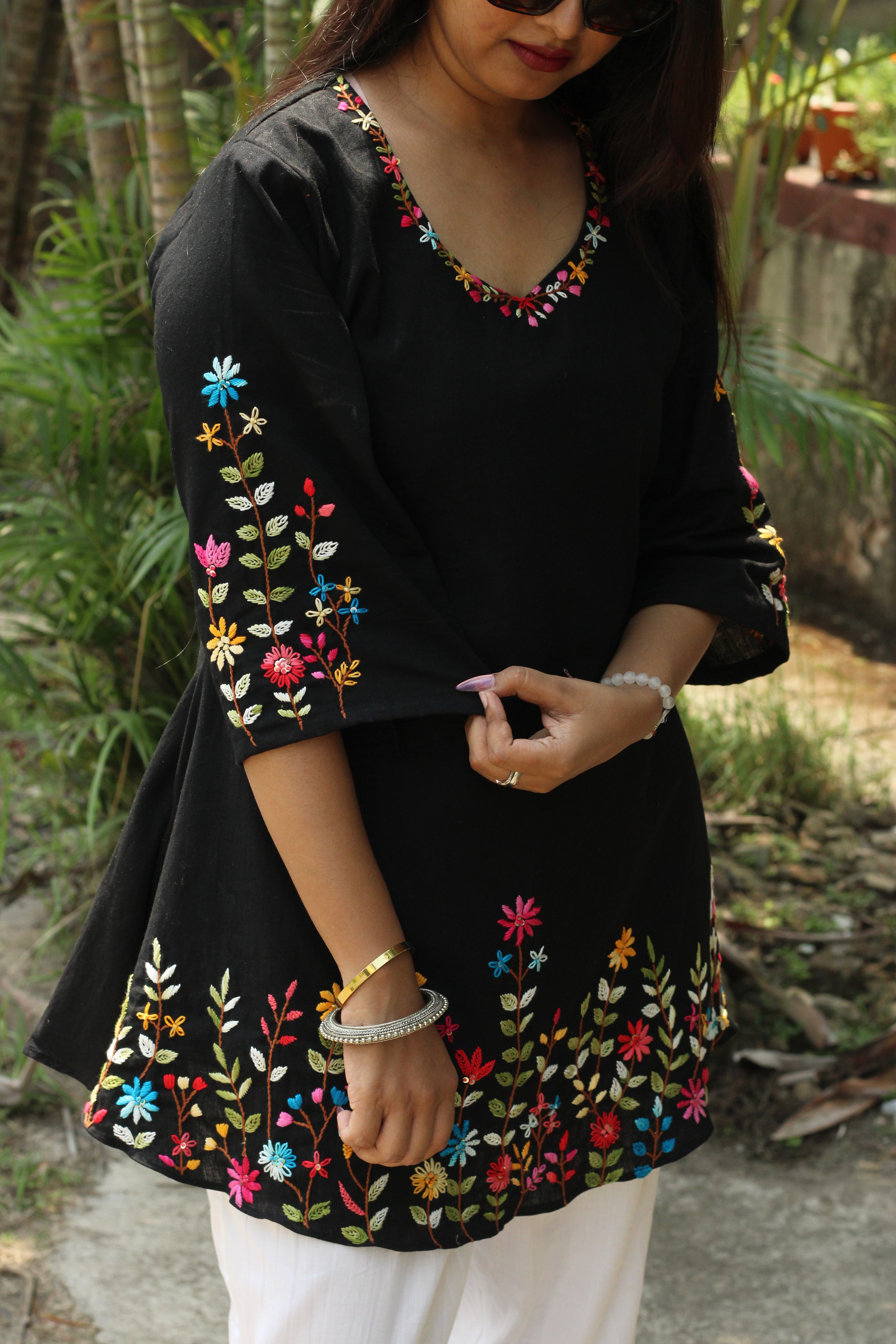 Blossom Short Kurta 🖤